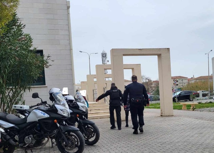 Δυτ. Ελλάδα: Ισόβια σε νεαρό για βιασμό ανηλίκου απέναντι από σχολείο