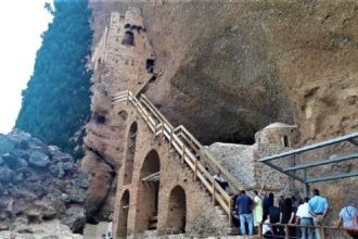 Αχαΐα: Την Κυριακή Αρχιερατική Θεία Λειτουργία στο ασκητήριο του Οσίου Λεοντίου