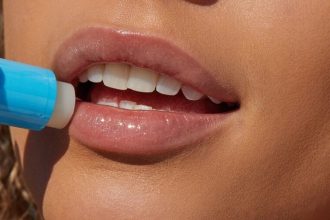 Χείλη: Είναι ευαίσθητα στον ήλιο - Πώς θα τα προστατεύσετε