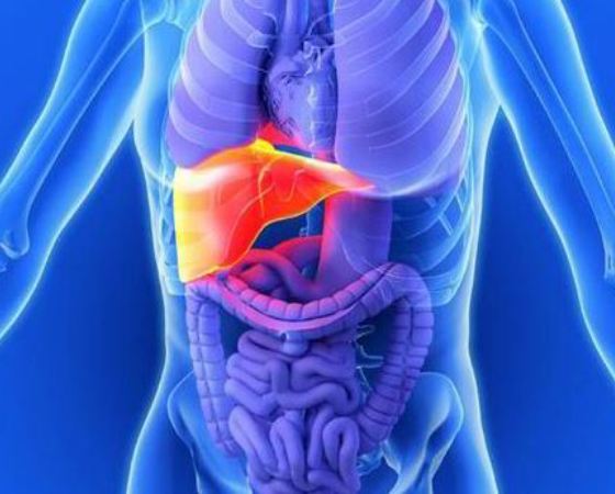 Αν νιώθετε συχνά φαγούρα τα βράδια, κάντε εξετάσεις ήπατος