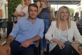 Ο Χρήστος Οικονόμου με την Φώφη Γεννηματά ΦΩΤΟ