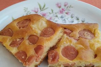 Λουκανικόπιτα χωρίς φύλλο