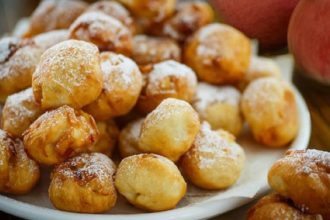 Φτιάξτε τα πιο διάσημα σαρακοστιανά λουκουμαδάκια!