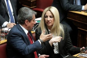 ΚΙΝΑΛ: Υφος, δηλαδή ουσία