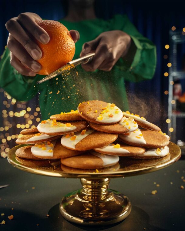 Μπισκότα gingerbread με γλασαρισμένη φλούδα πορτοκαλιού