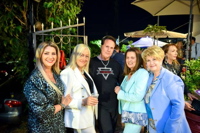 Ο Ασημάκης Παπαδάτος Μέντης γιόρτασε με καλούς φίλους (ΦΩΤΟ)