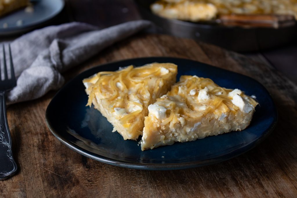 Μακαρονόπιτα με σπαγγέτι στο τηγάνι