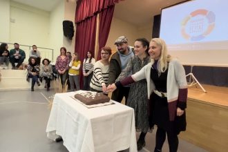 Κοπή ...μακαρονόπιτας από τον Πολιτιστικό Σύλλογο Αγυιάς - Τερψιθέας