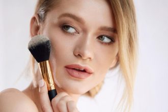 Ποιο μέικ απ να διαλέξω;