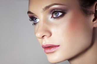 Τα makeup tips που πρέπει να γνωρίζετε αν έχετε μεγάλα μάτια