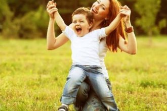 Μαμά και παιδί: Η παγίδα της υπερπροστατευτικότητας
