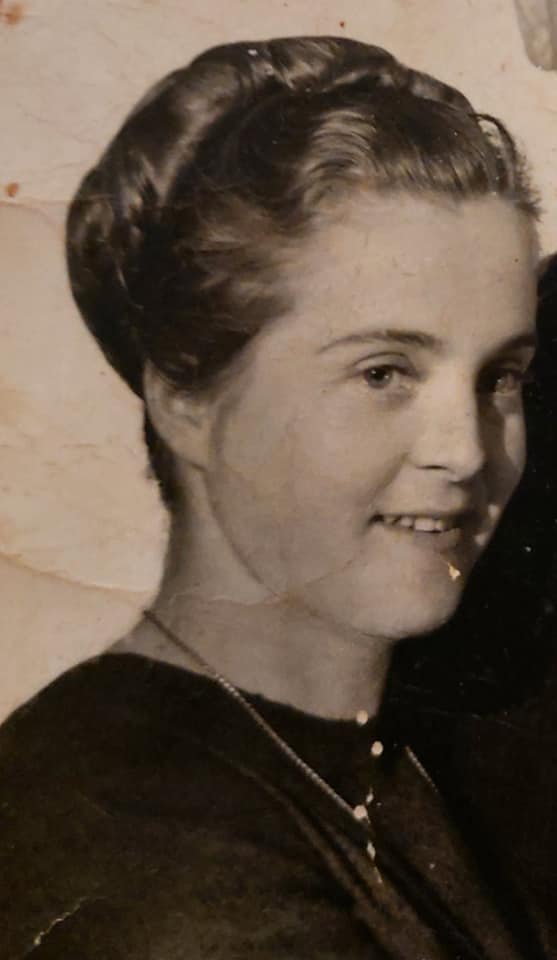 Συγκινεί η Νατάσα Ράγιου - Το σημείωμα που της είχε αφήσει η μητέρα της..."Όλα εδώ μέσα μυρίζουν μαμά..." - ΦΩΤΟΓΡΑΦΙΕΣ