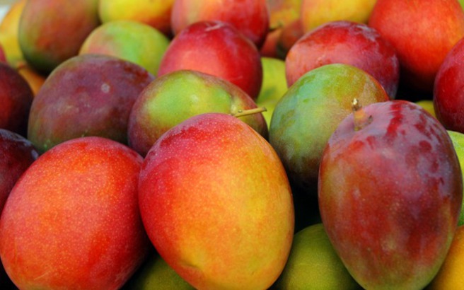 Ενυδατική μάσκα προσώπου με μάνγκο