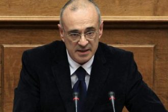 Ο Δημήτρης Μάρδας "μιλά" με... τη φύση - ΦΩΤΟΓΡΑΦΙΑ