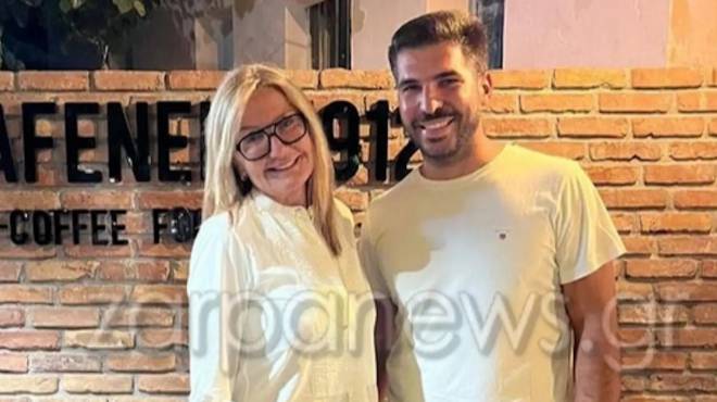 Μαρέβα Μητσοτάκη: Νυχτερινή έξοδος στα Χανιά σε γνωστό μεζεδοπωλείο