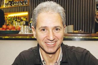 Δημήτρης Κόκοτας: Μεταφέρθηκε ξανά σε ΜΕΘ