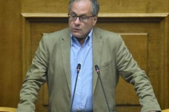 Ή ο γιαλός είναι στραβός, ή η κυβέρνηση της ΝΔ στραβά αρμενίζει