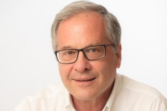 Κώστας Μάρκου: Δημόσια και δωρεάν υγεία, ανθρώπινη αξιοπρέπεια