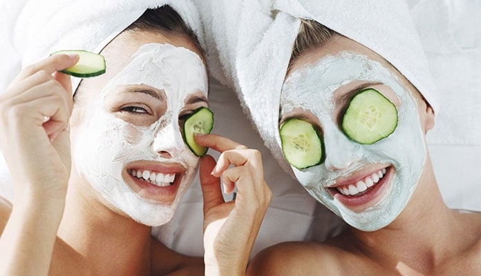 DIY μάσκα για να αναζωογονήσετε το πρόσωπό σας