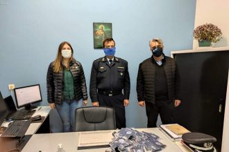 Μάσκες στο Αστυνομικό Τμήμα Κ. Αχαΐας από τον σύλλογο "Πείρο"