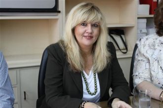 Χωρίς άσπρη μπλούζα στη χώρα του Ιπποκράτη