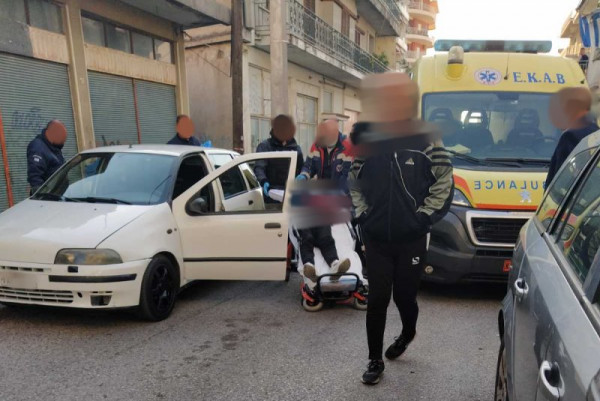 Αιματηρό επεισόδιο στο Αγρίνιο - Συνελήφθη ο ανήλικος δράστης - Παραμένει νοσηλευόμενος στο Πανεπιστημιακό Νοκομείο της Πάτρας ο 29χρονος τραυματίας - ΦΩΤΟ