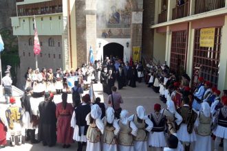 Με κάθε επισημότητα ο εορτασμός των 193 ετών από τη νικηφόρα Μάχη του Μεγάλου Σπηλαίου