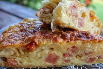 Η ζαμπονοτυρόπιτα της τεμπέλας