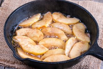 Τηγανητά μήλα για επιδόρπιο