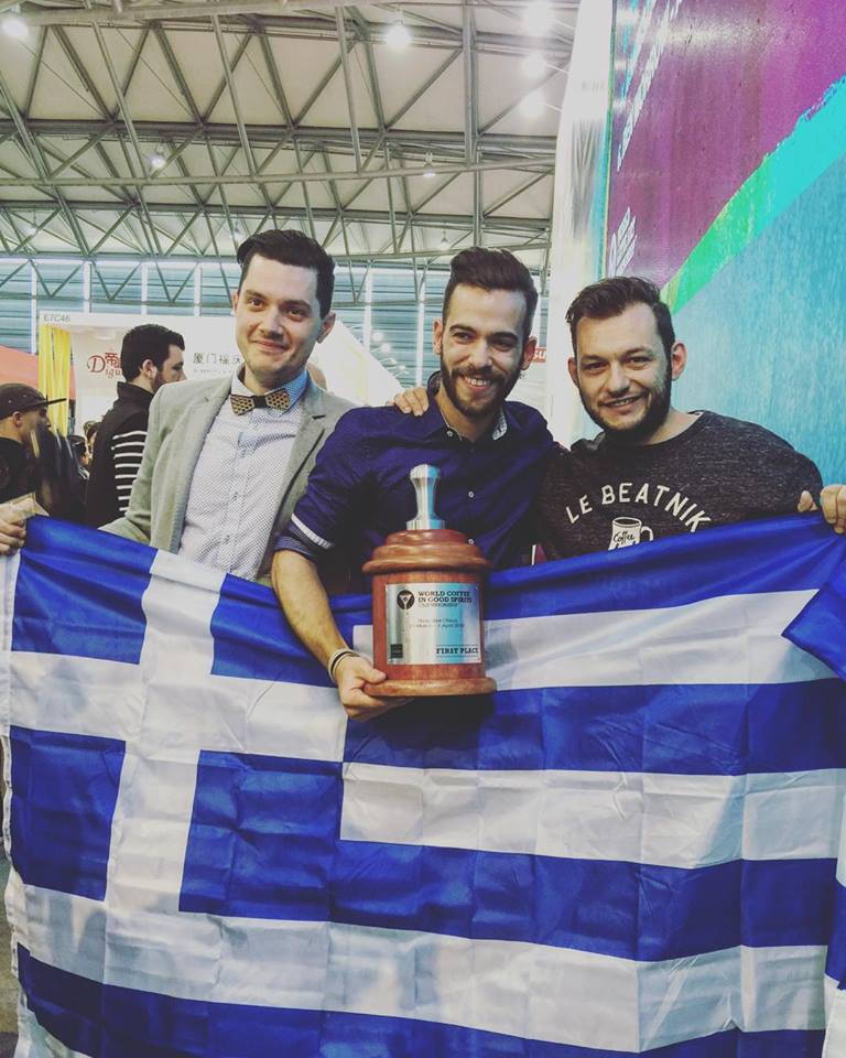 Στην "κορυφή" του κόσμου ο Πατρινός Μιχάλης Δημητρακόπουλος!