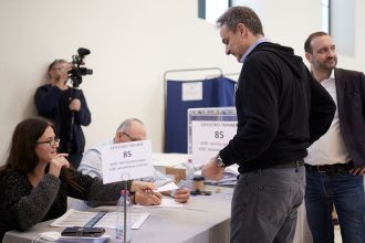 Ο Κυριάκος Μητσοτάκης ψήφισε στις εκλογές του Οικονομικού Επιμελητηρίου