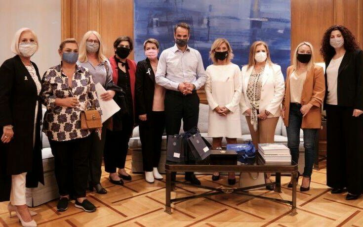 Η συζήτηση της Λιολιώς Κολυπέρα με τον Κ. Μητσοτάκη για τον καρκίνο του μαστού - ΒΙΝΤΕΟ