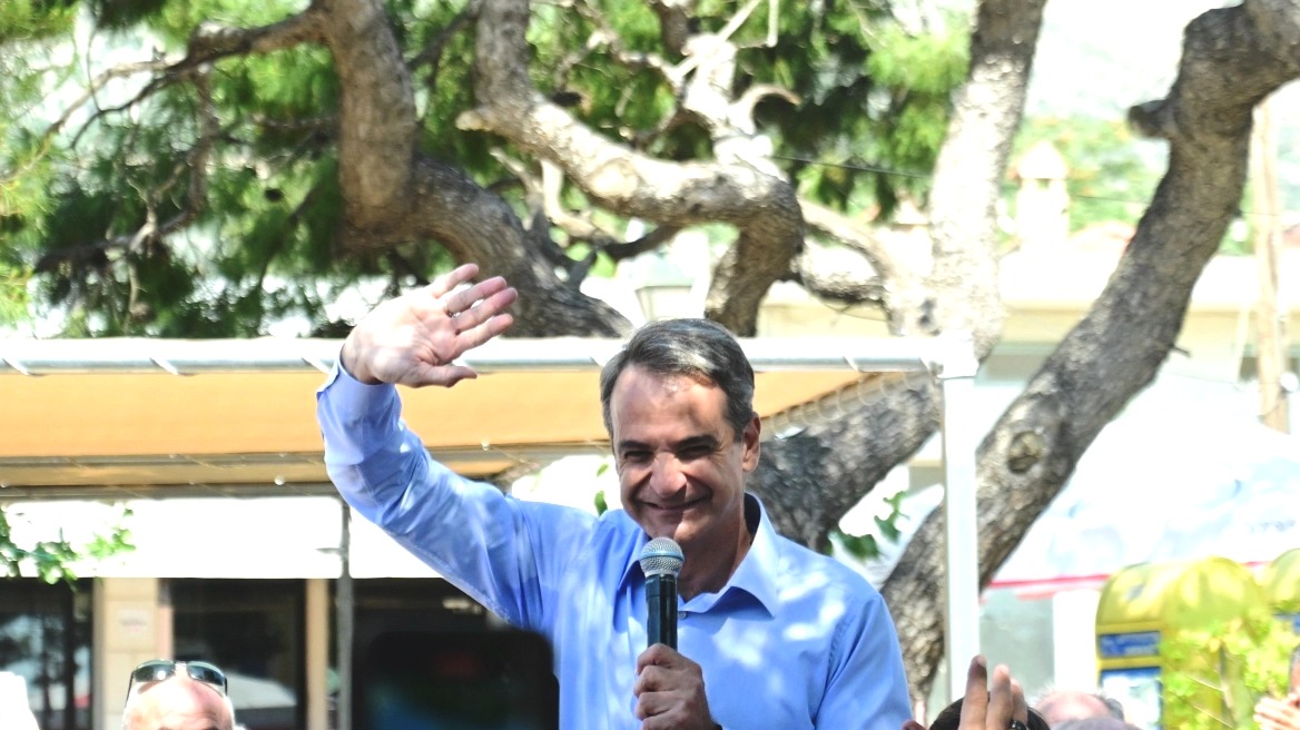 Μαντινάδα Μητσοτάκη: «Ο Κρητικός το χρέος του θα κάνει και θα κόψει από τον λαϊκισμό ακόμη ένα πλοκάμι»