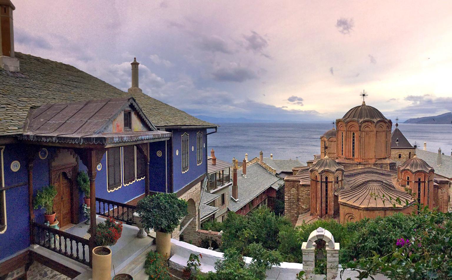 Κοινο_Τοπία: Περιήγηση-γνωριμία του Αγίου Όρους με οδηγό το Athos Maps και τον δημιουργό του