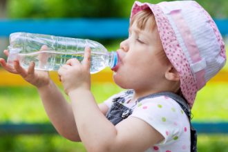 Η τροφή που αποτελεί νούμερο ένα κίνδυνο για τον πνιγμό του παιδιού μας