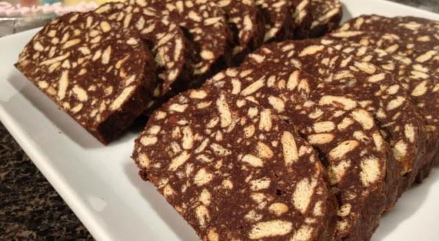 Φτιάξε τον πιο εύκολο κορμό σοκολάτας με το παιδί σου!