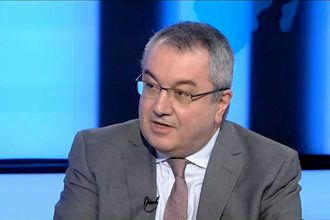 Κυρανάκης εναντίον Μόσιαλου για την εικόνα με την Παναγία και τον «κρίνο»