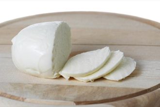 Αυτό είναι το αγαπημένο τυρί των Γάλλων