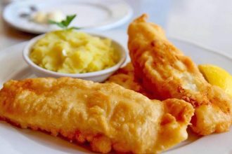 Παραδοσιακός μπακαλιάρος σκορδαλιά