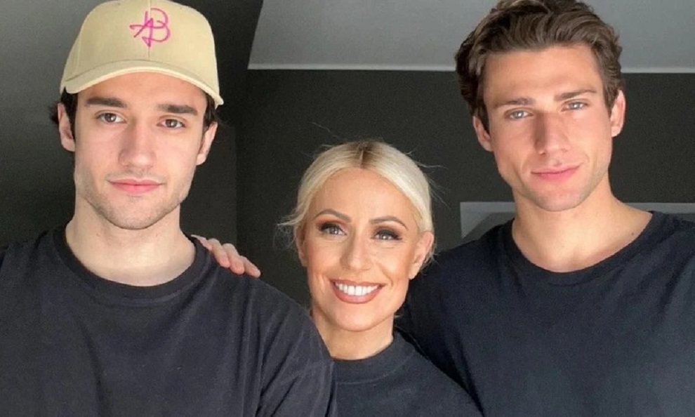 Ο γιος της Μαρίας Μπακοδήμου στο πλευρό του θείου του, Νίκου Αλιάγα