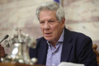 Η Ιθάκη και οι μνηστήρες