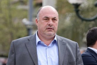 Αχιλλέας Μπέος: «Πρόκειται για επιστήμονες του κ@λου» – Νέα έκρηξη από τον δήμαρχο Βόλου