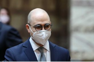 Κωνσταντίνος Μπογδάνος: «Έχω άπειρους φίλους ομοφυλόφιλους, έχω φίλες τρανσέξουαλ»