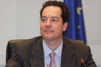 Πόσο σοβαρός θέλει και μπορεί να είναι ο Τσίπρας;