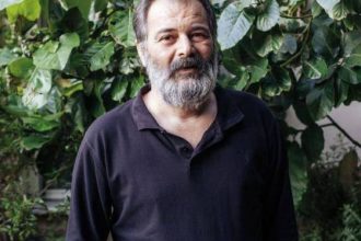 Η δελεαστική Ελλάδα της τουριστικής μυθοπλασίας