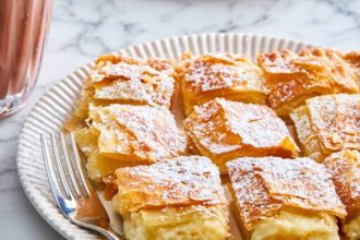 Μπουγάτσα με σφολιάτα