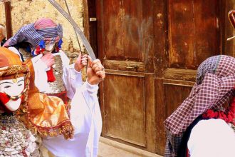 Στο διαδίκτυο φέτος το αποκριάτικο έθιμο με τους Γενίτσαρους και τις Μπούλες