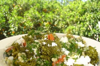 Ζεστή σαλάτα μπρόκολου με καρύδια, φέτα και … παραδώστε πνεύμα σε «έκρηξη» γεύσεων!