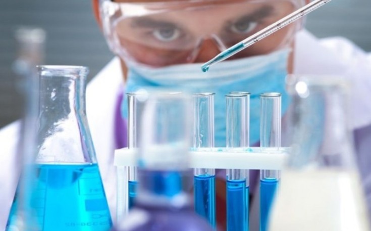 Συστατικό των φρούτων μπορεί να θεραπεύσει τις πέτρες στα νεφρά