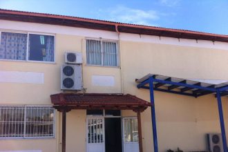 Αυτό είναι το νέο δημαρχείο της Κάτω Αχαΐας - Τέρμα ο ... συνωστισμός!